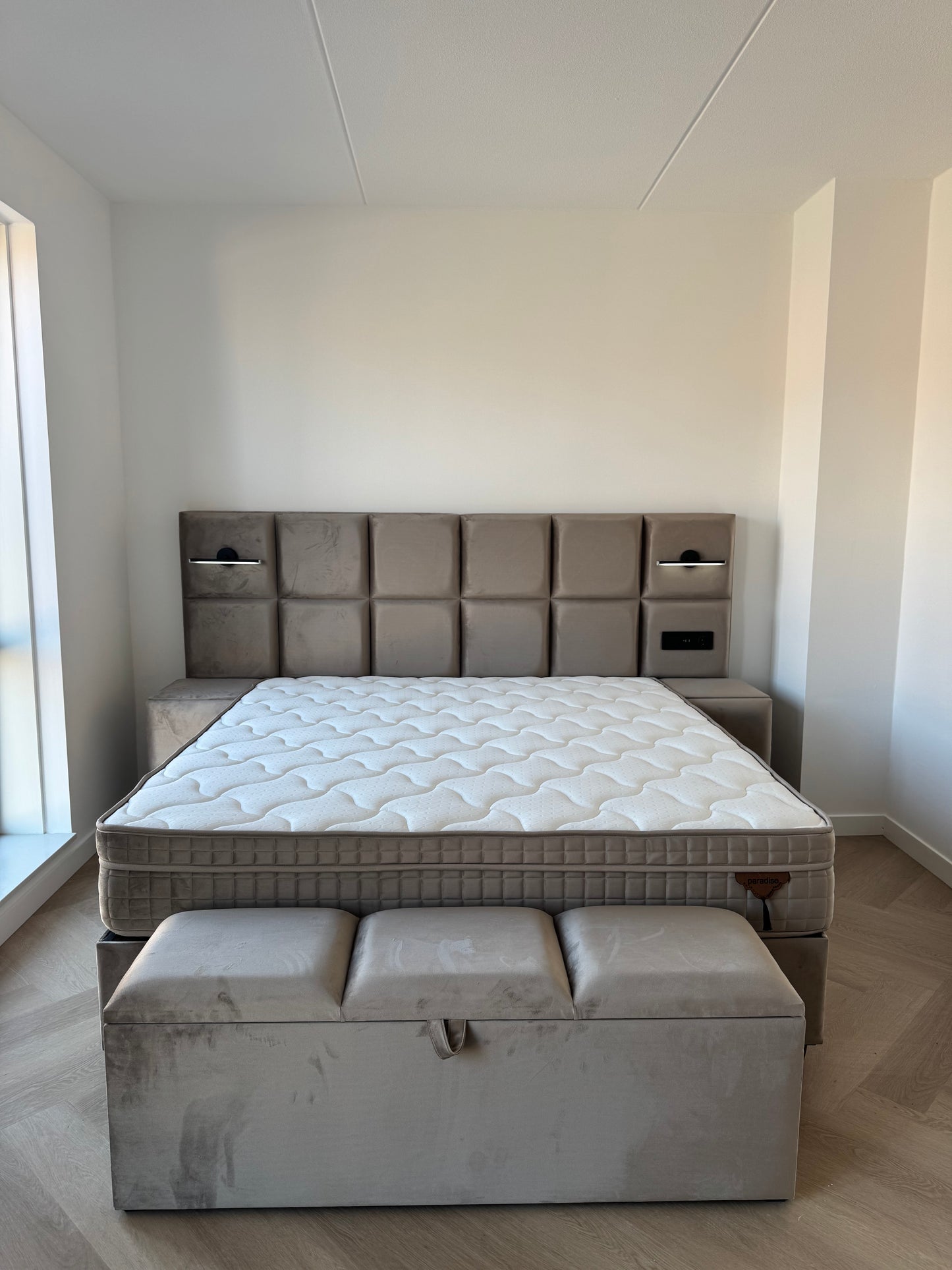 Abu Dhabi Velvet Taupe