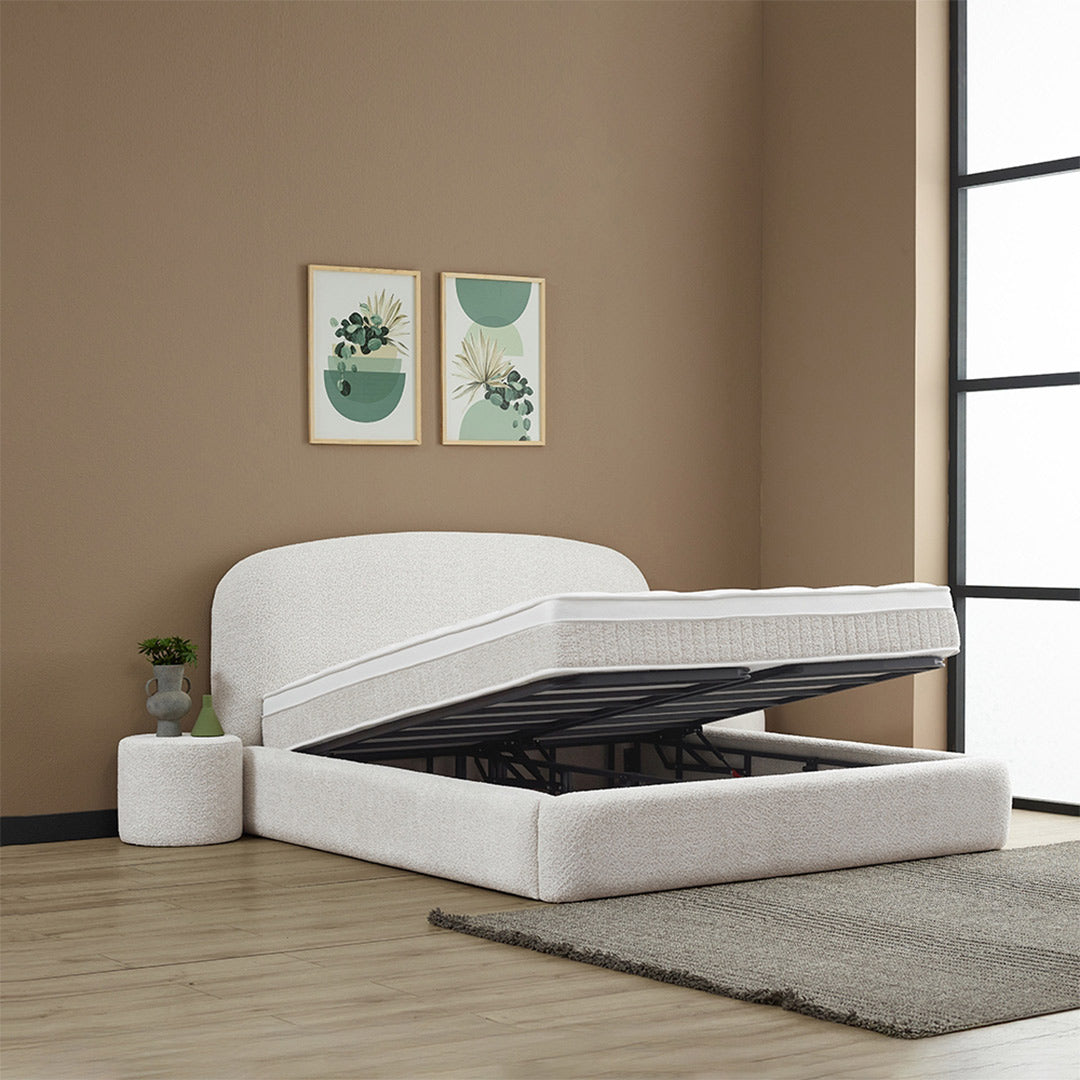 Lovely Bed