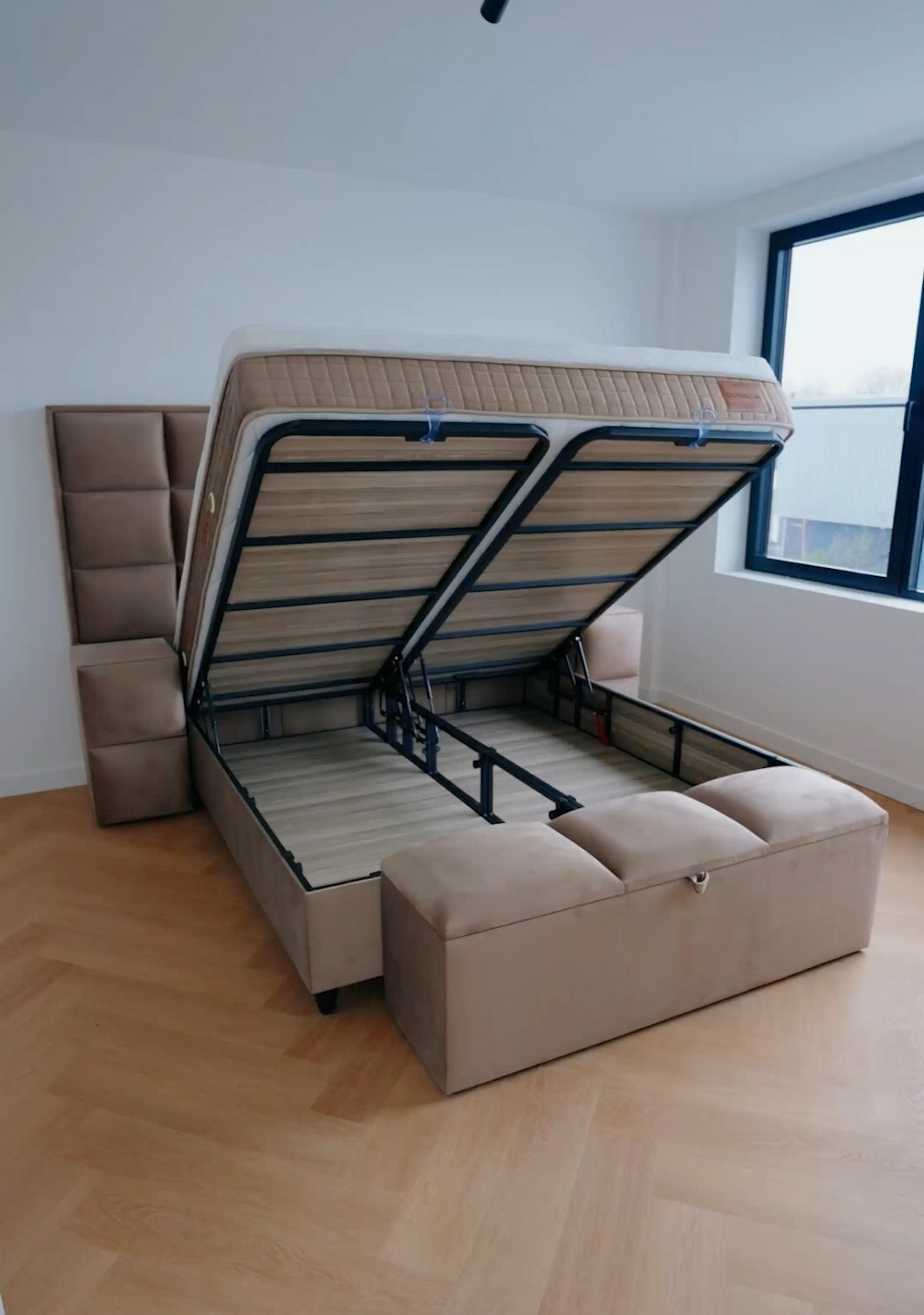 Casablanca Velvet Taupe