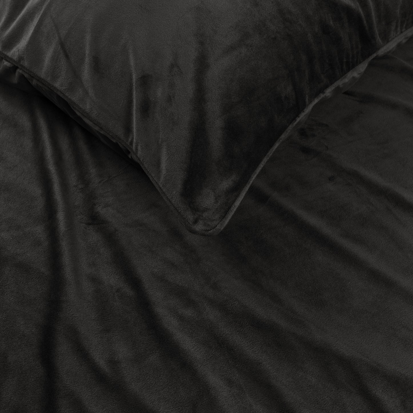 Sleeptime Velvet Piping