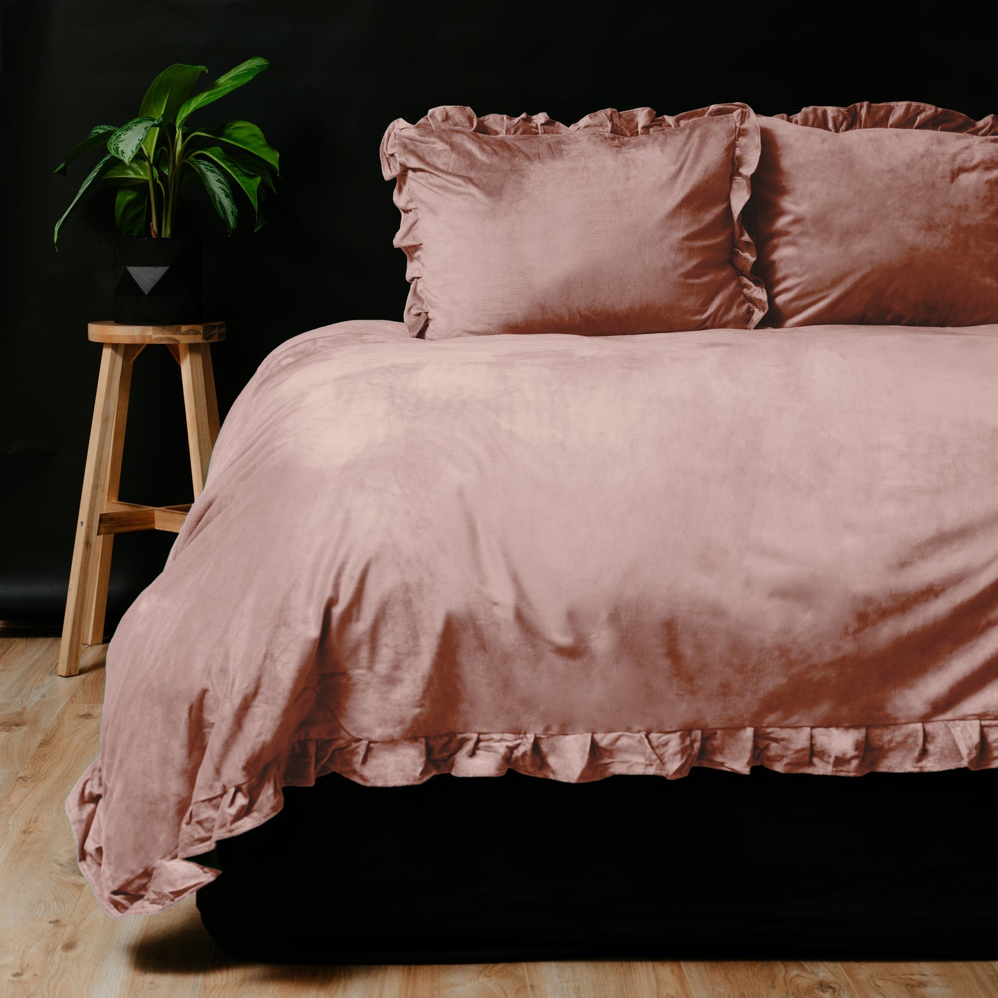 Sleeptime Velvet Ruffles Oud