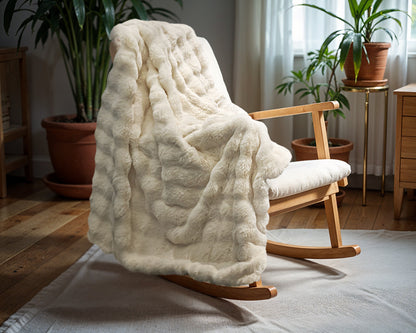 Primaviera Deluxe Pom Rabbit Fur plaid Beige