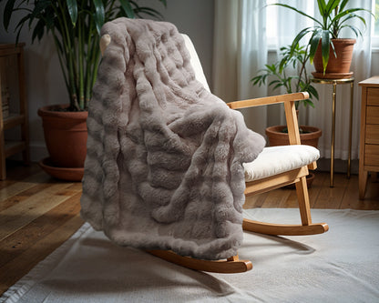 Primaviera Deluxe Pom Rabbit Fur plaid Taupe/Rose