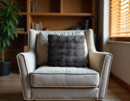 Primaviera Deluxe Pom Rabbit Fur sierkussen Antraciet