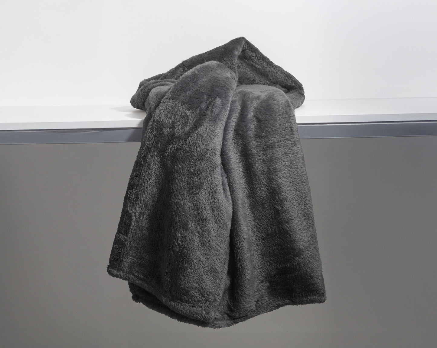 Primaviera Deluxe Teddy plaid Antraciet