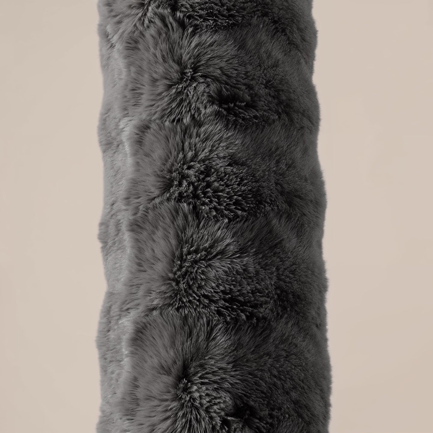 Primaviera Deluxe Bodypillow Pompom Antraciet