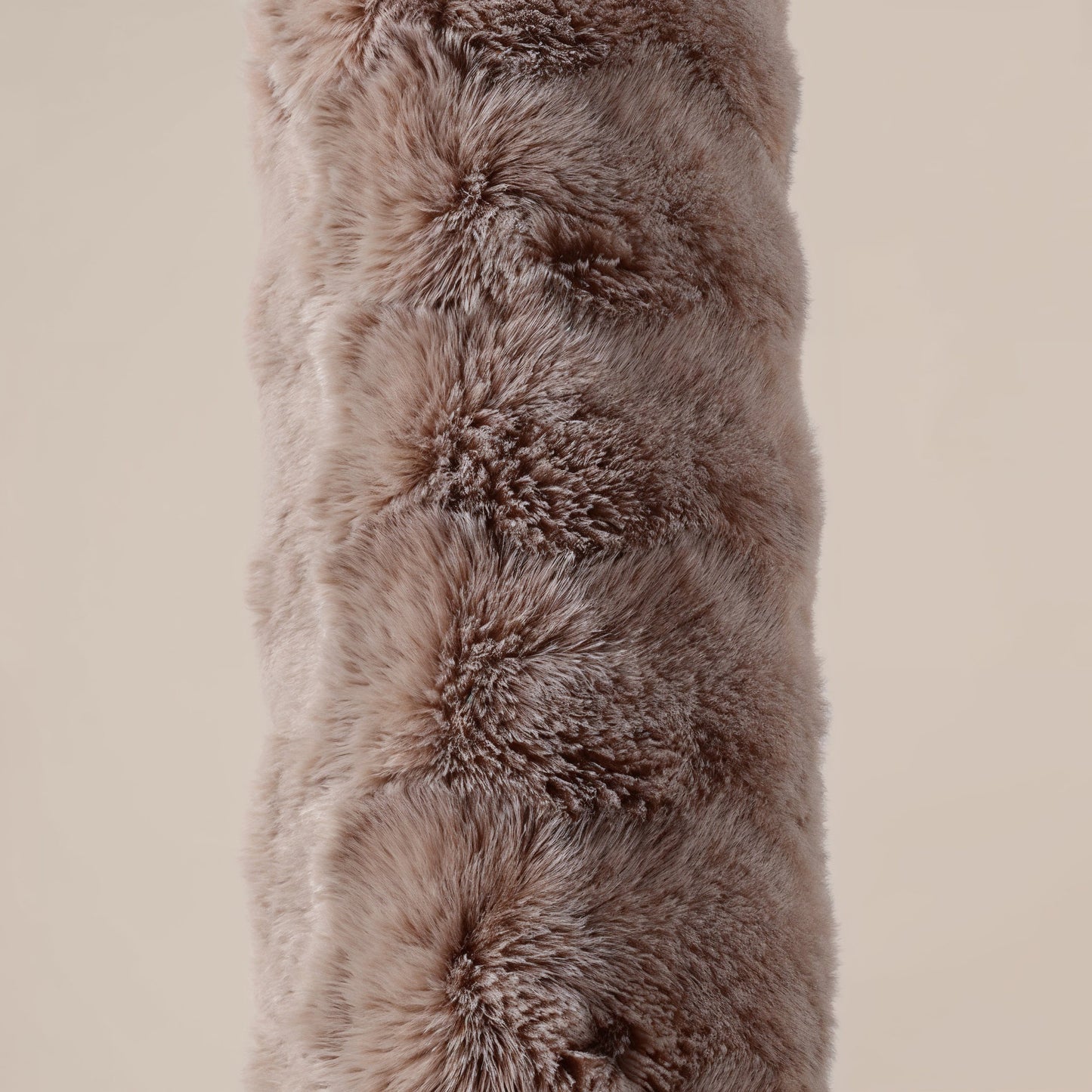 Primaviera Deluxe Bodypillow Pompom Taupe